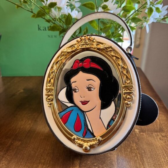 Kate Spade x Disney New York Snow White 3D Mirror Crossbody Purse - SOLD OUT - Picture 1 of 9
